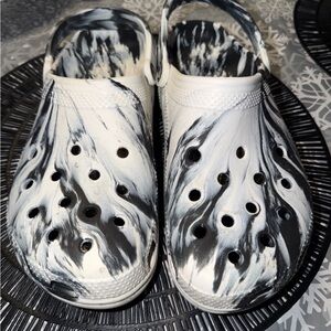 Men’s Size 11 Marble Crocs Good Condition